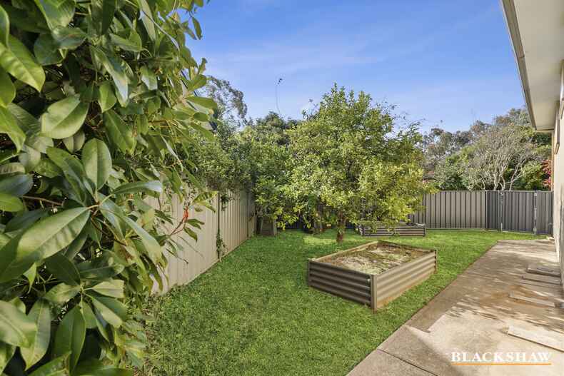 6 McLachlan Crescent Weetangera