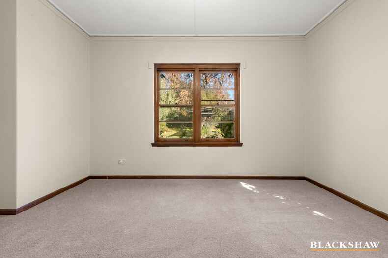 4 Mitchell Street Griffith