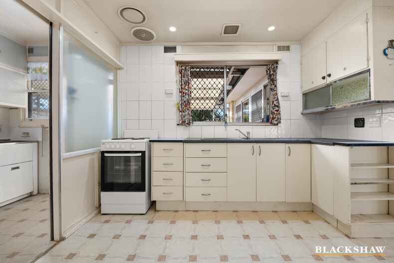22 Rodway Street Yarralumla 22 Rodway Street Yarralumla