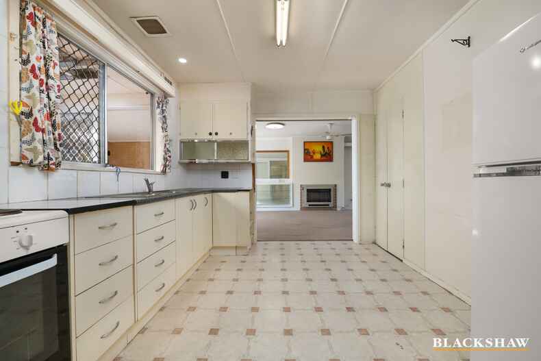 22 Rodway Street Yarralumla 22 Rodway Street Yarralumla