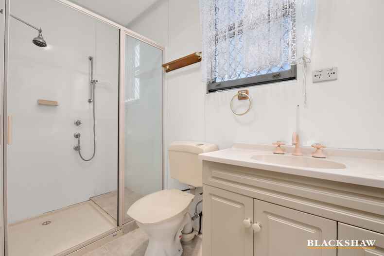 22 Rodway Street Yarralumla 22 Rodway Street Yarralumla