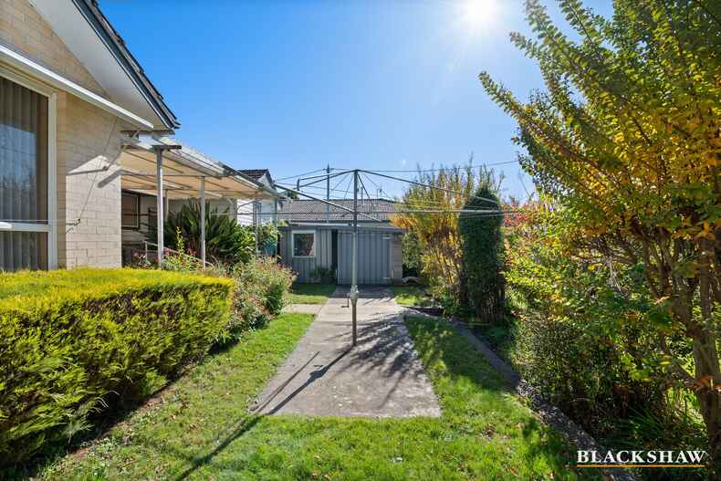 22 Rodway Street Yarralumla 22 Rodway Street Yarralumla