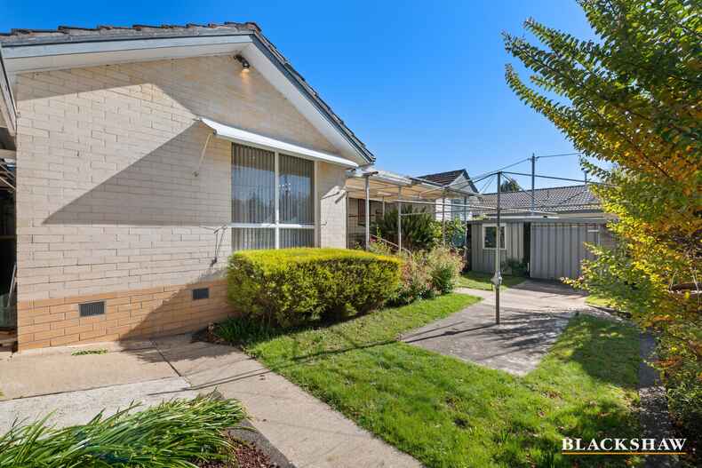 22 Rodway Street Yarralumla 22 Rodway Street Yarralumla