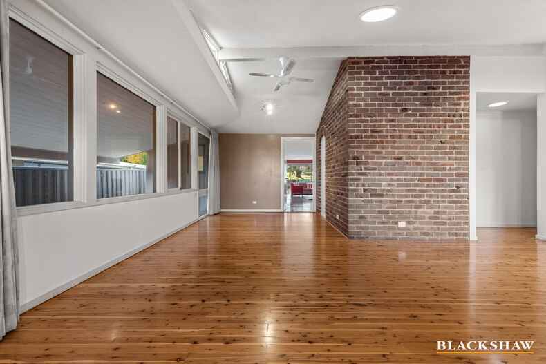 27 Ingamells Street Garran 27 Ingamells Street Garran