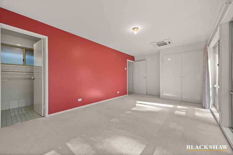 27 Ingamells Street Garran 27 Ingamells Street Garran