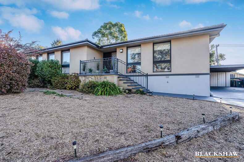 30 Crozier Circuit Kambah 30 Crozier Circuit Kambah