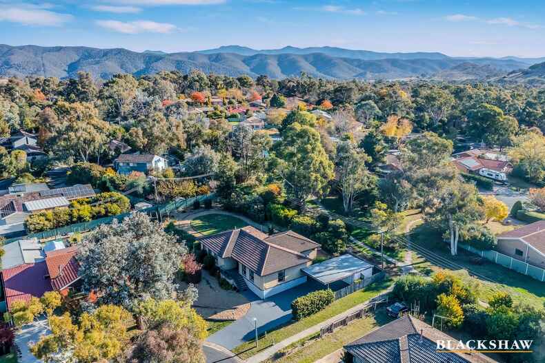 30 Crozier Circuit Kambah 30 Crozier Circuit Kambah