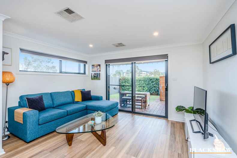26 John Gorton Drive Coombs 26 John Gorton Drive Coombs