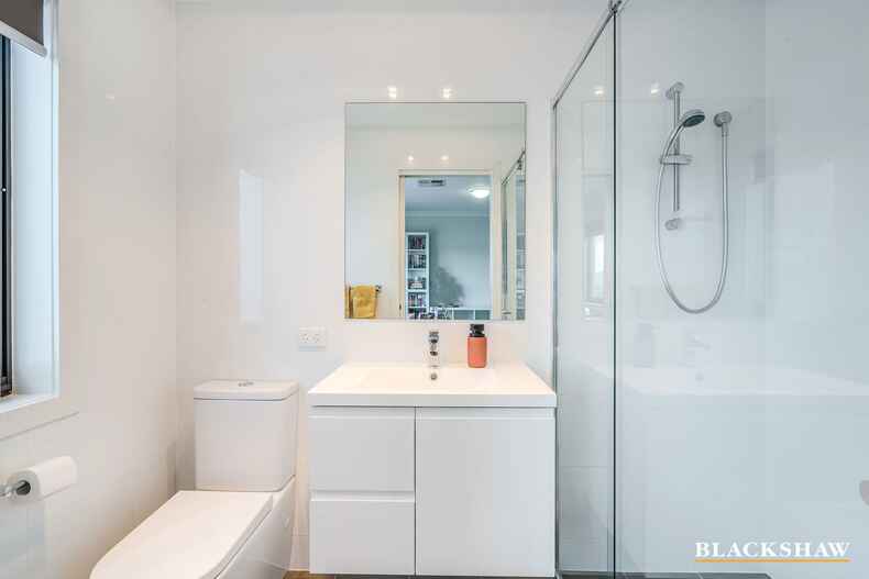 26 John Gorton Drive Coombs 26 John Gorton Drive Coombs