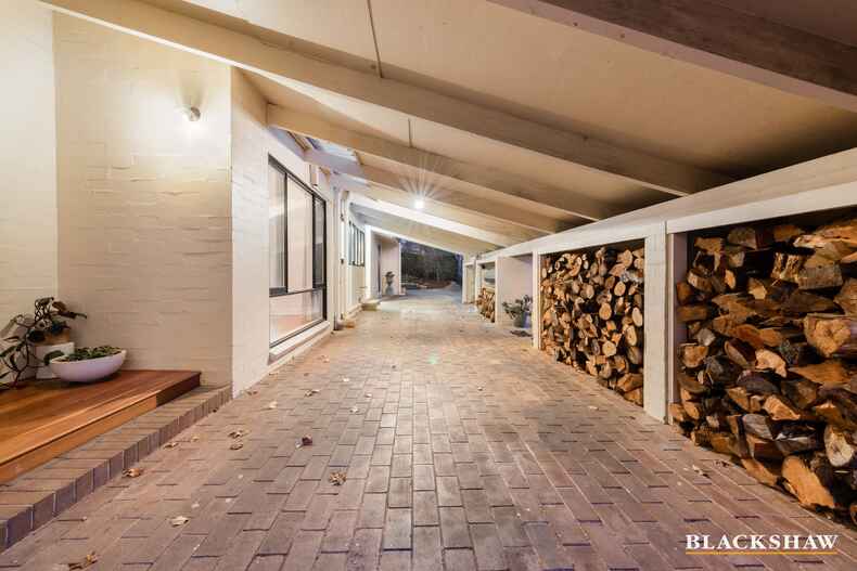 2 Macrobertson Street Mawson 2 Macrobertson Street Mawson