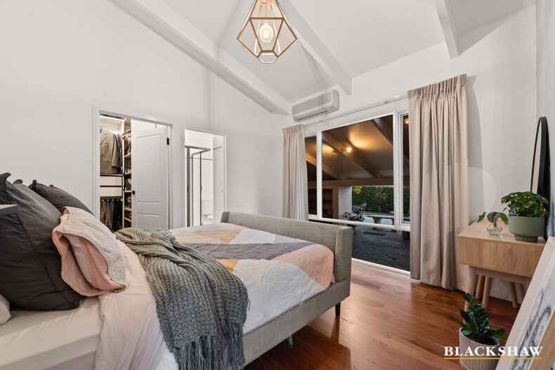 2 Macrobertson Street Mawson 2 Macrobertson Street Mawson