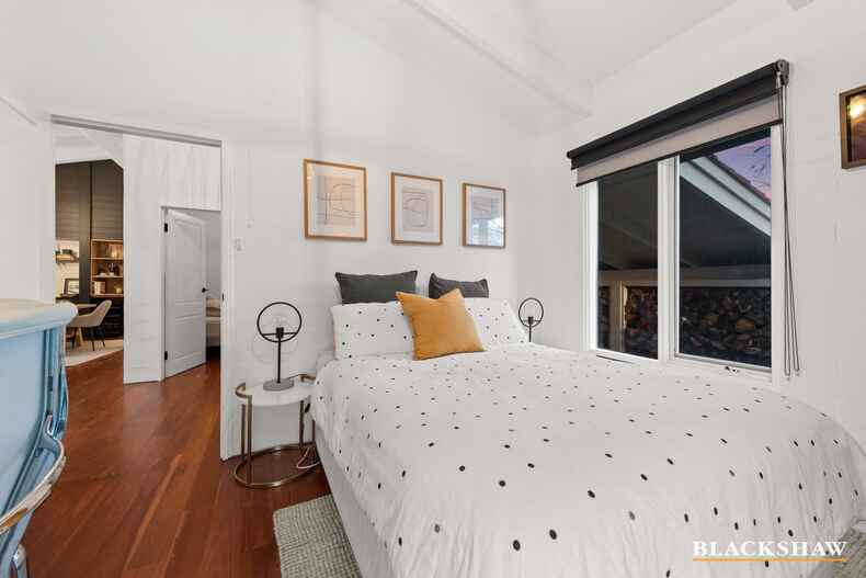 2 Macrobertson Street Mawson 2 Macrobertson Street Mawson