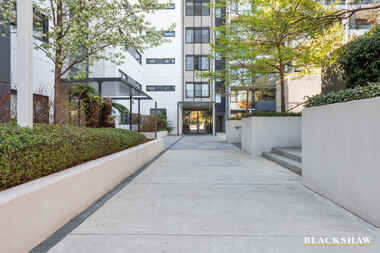 6/5 Burnie Street Lyons