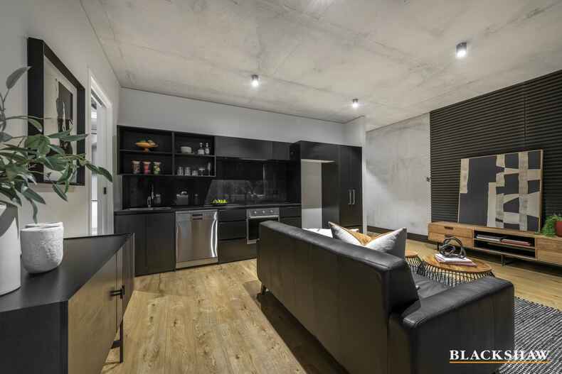 102/1 The Causeway Street Kingston 102/1 The Causeway Street Kingston