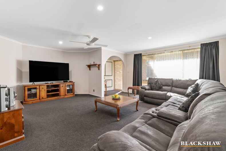 27 Melaleuca Crescent Catalina 27 Melaleuca Crescent Catalina