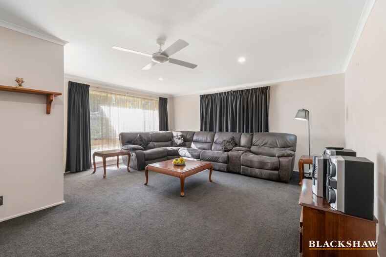 27 Melaleuca Crescent Catalina 27 Melaleuca Crescent Catalina