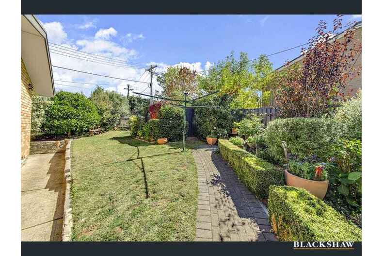 1 Cornelian Place Lyons