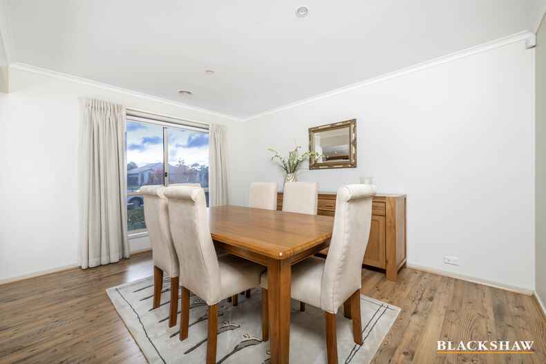 4 Mary Gillespie Avenue Gungahlin