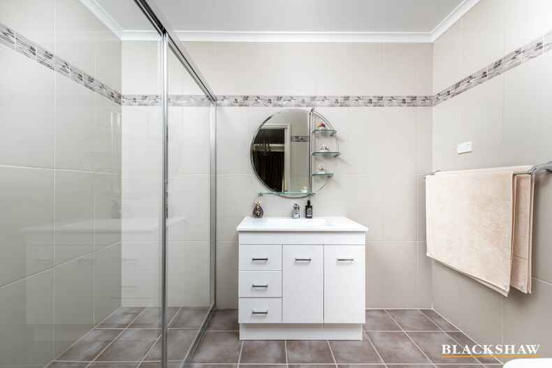 4 Mary Gillespie Avenue Gungahlin