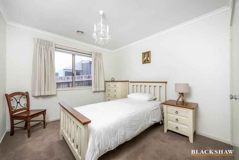 4 Mary Gillespie Avenue Gungahlin