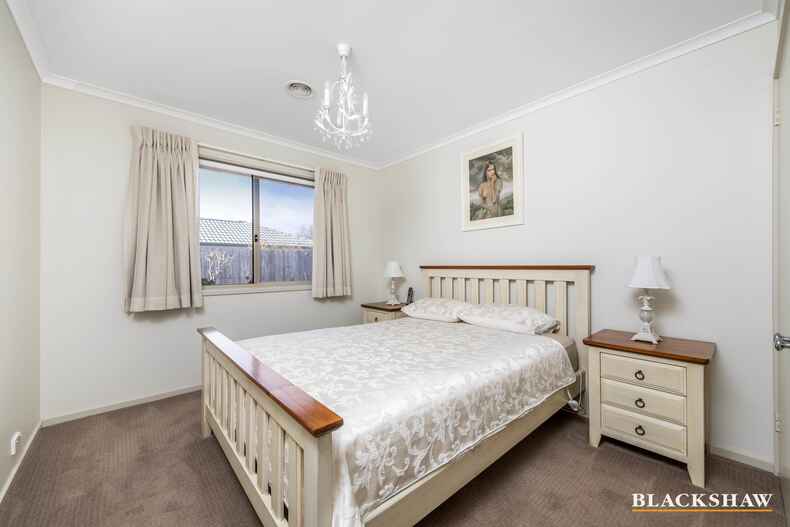 4 Mary Gillespie Avenue Gungahlin