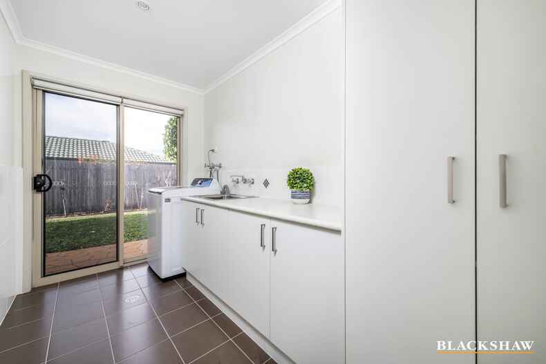 4 Mary Gillespie Avenue Gungahlin