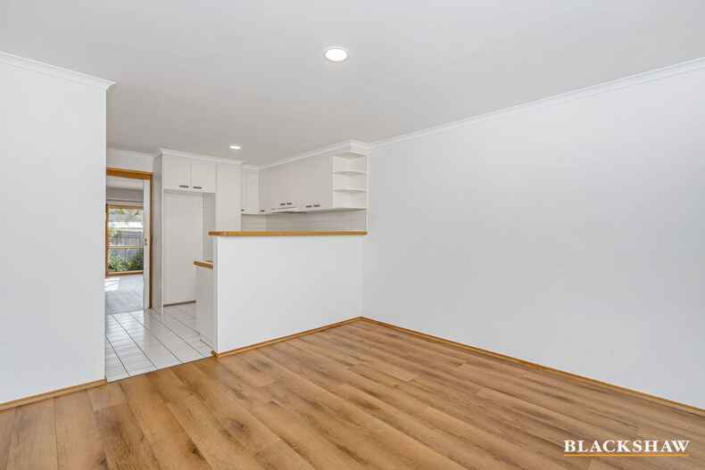 19/8 Glenmaggie Street Duffy