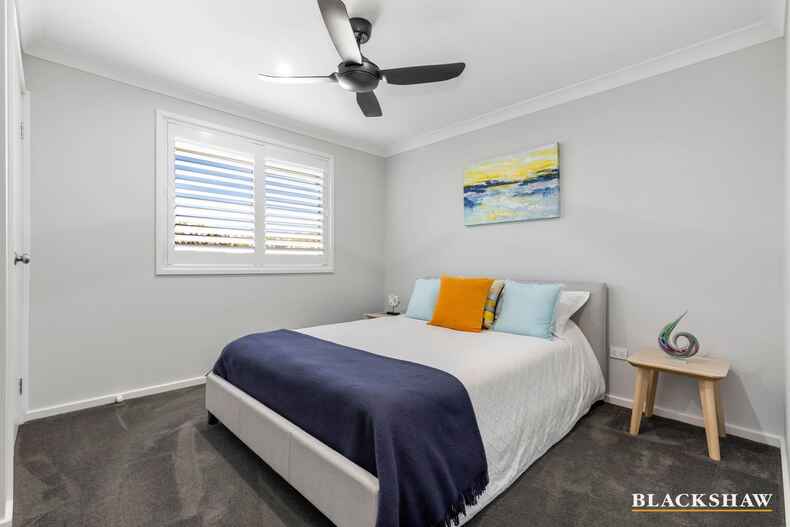 8 Jardine Road Sunshine Bay 8 Jardine Road Sunshine Bay
