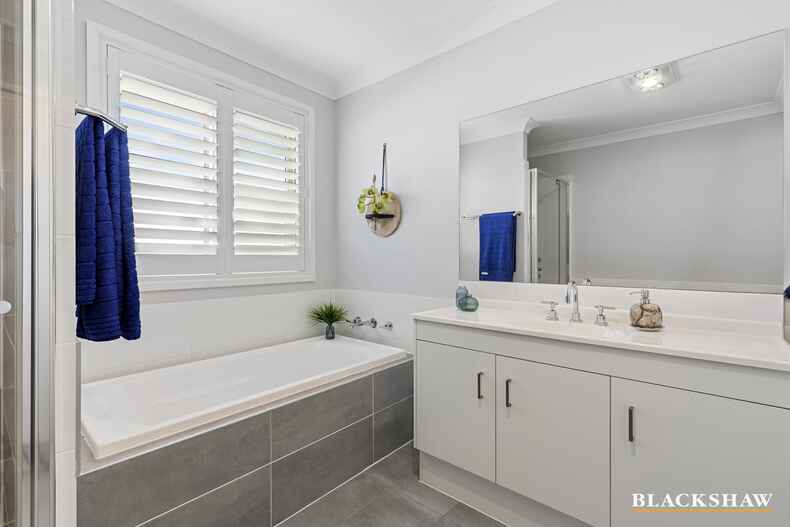 8 Jardine Road Sunshine Bay 8 Jardine Road Sunshine Bay
