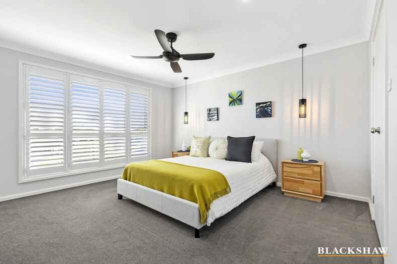 8 Jardine Road Sunshine Bay 8 Jardine Road Sunshine Bay