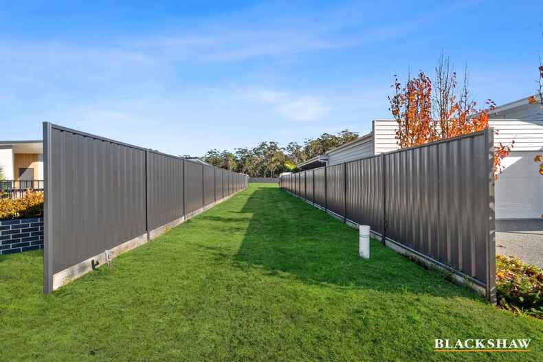 6 Kelsey Close Broulee