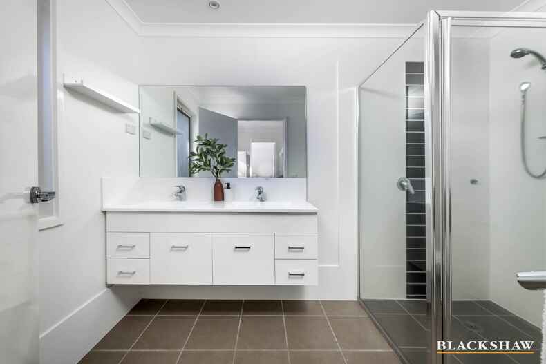 11/16 Neil Harris Crescent Forde 11/16 Neil Harris Crescent Forde