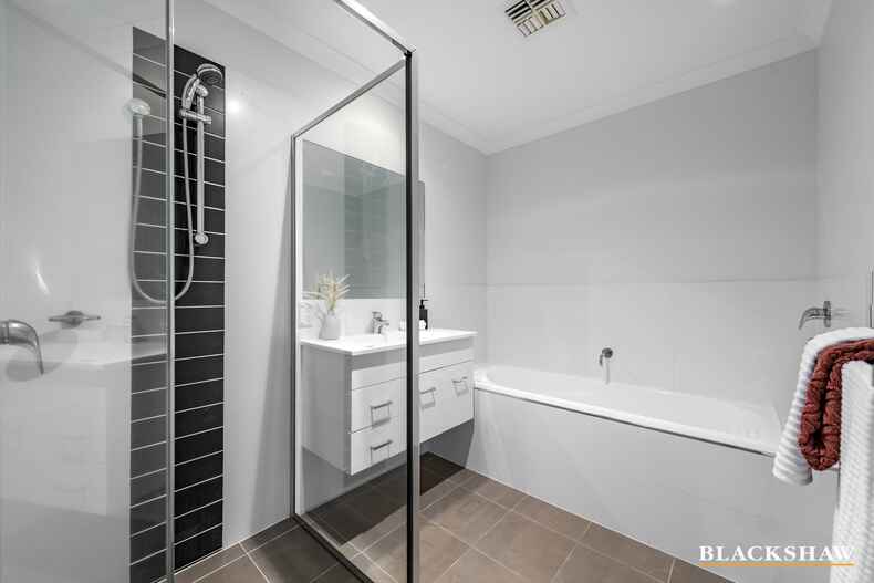 11/16 Neil Harris Crescent Forde 11/16 Neil Harris Crescent Forde