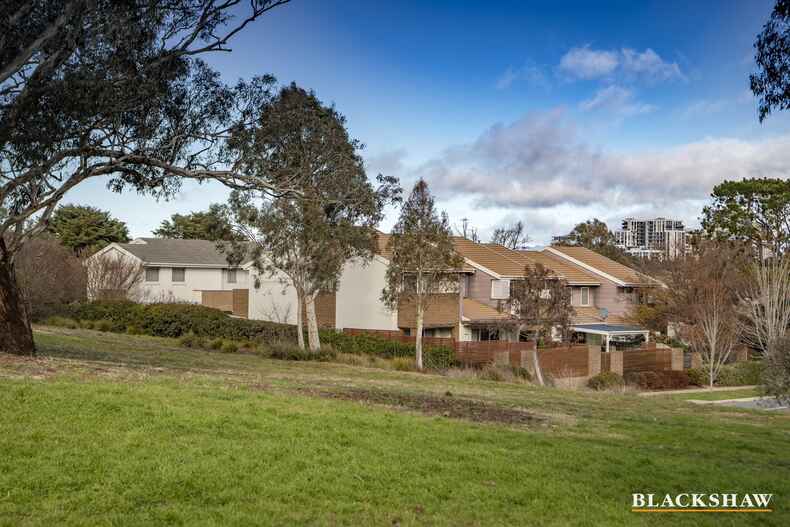 11/16 Neil Harris Crescent Forde 11/16 Neil Harris Crescent Forde