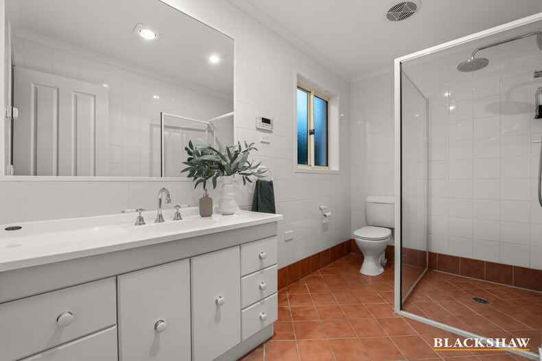 7 McAuliffe Court Nicholls 7 McAuliffe Court Nicholls