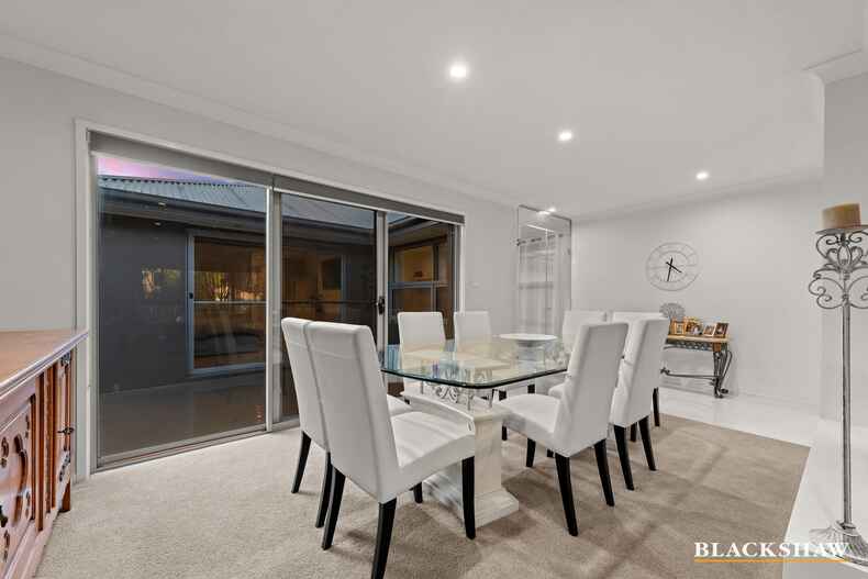 8 Hodgeman Street Mawson