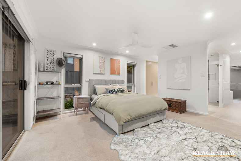 8 Hodgeman Street Mawson