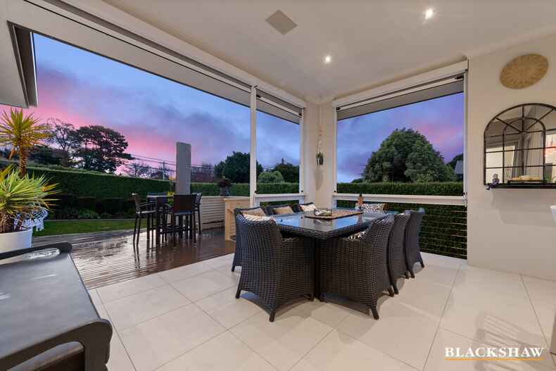 8 Hodgeman Street Mawson