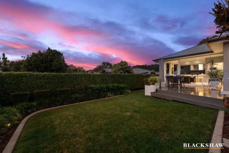 8 Hodgeman Street Mawson