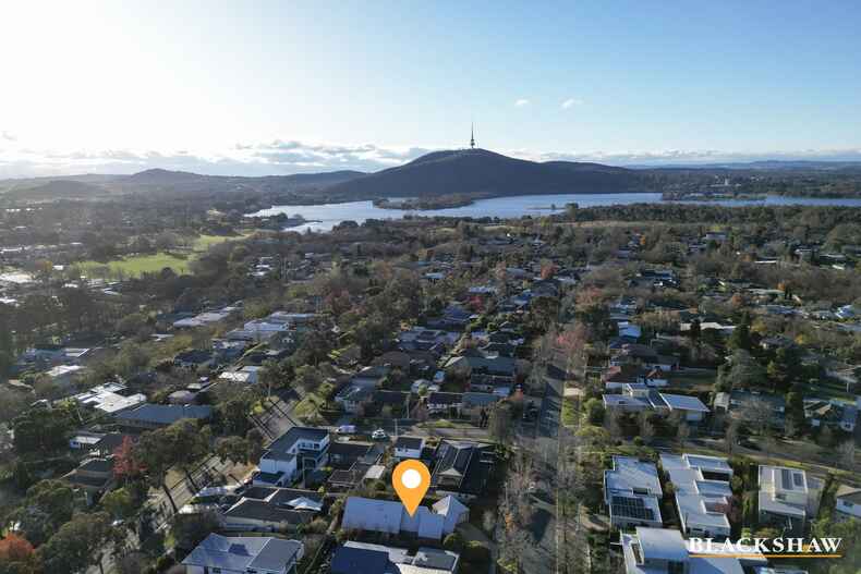 15 MacDonnell Street Yarralumla 15 MacDonnell Street Yarralumla