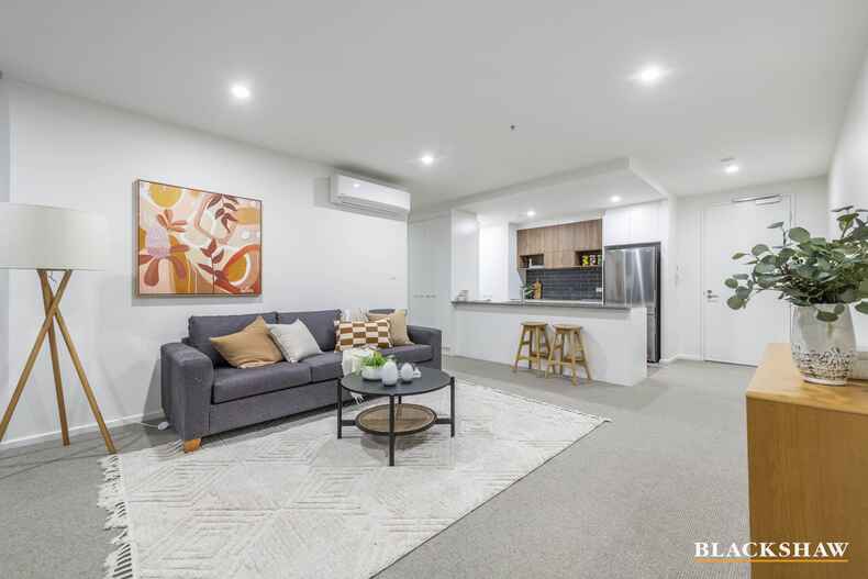 199/15 Irving Street Phillip