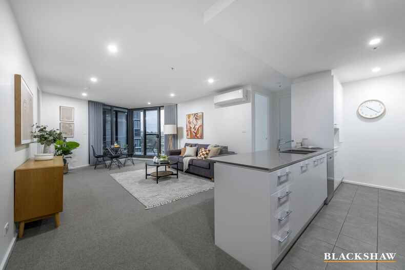 199/15 Irving Street Phillip