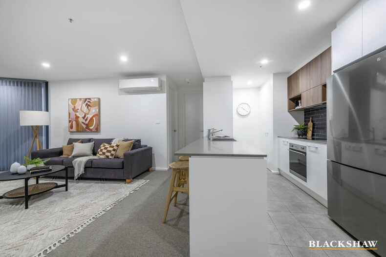 199/15 Irving Street Phillip