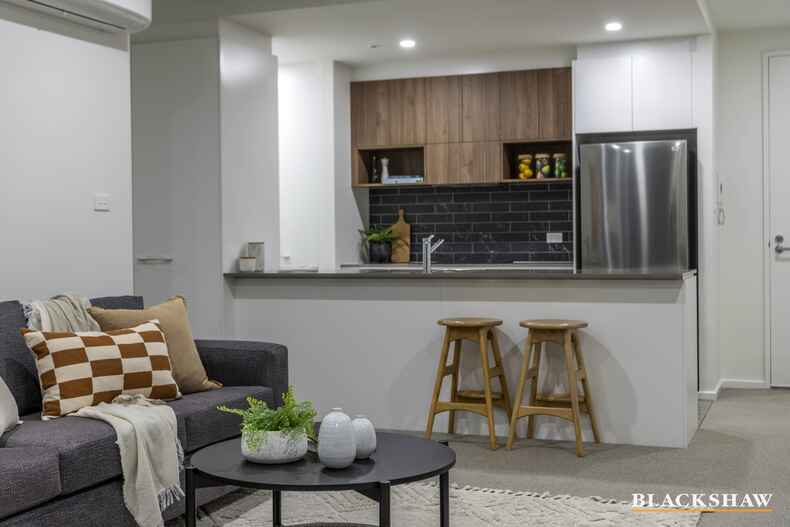 199/15 Irving Street Phillip