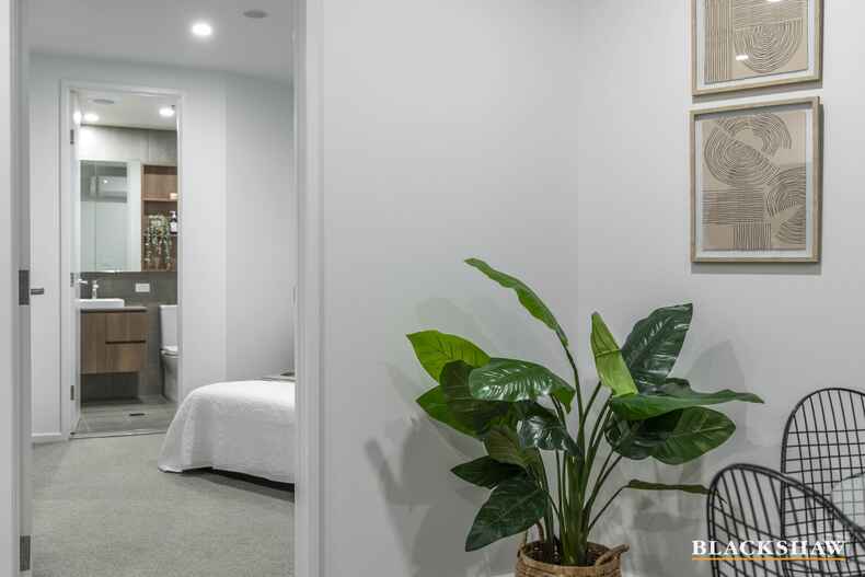 199/15 Irving Street Phillip