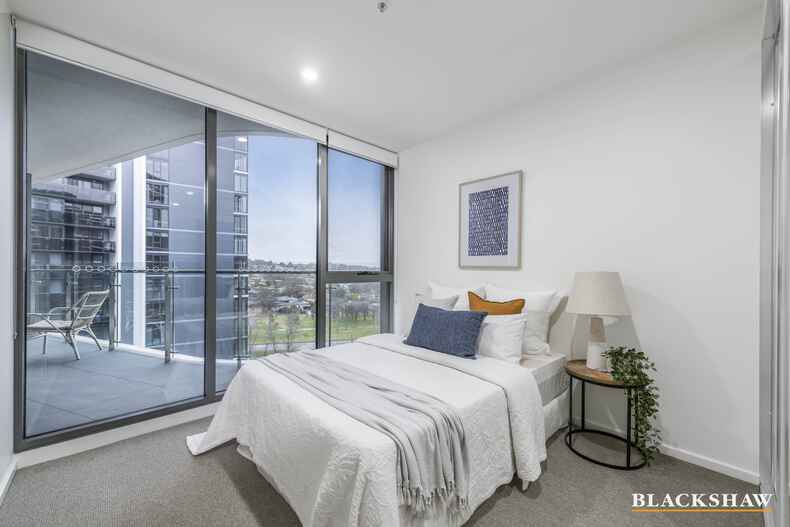 199/15 Irving Street Phillip