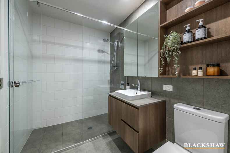 199/15 Irving Street Phillip