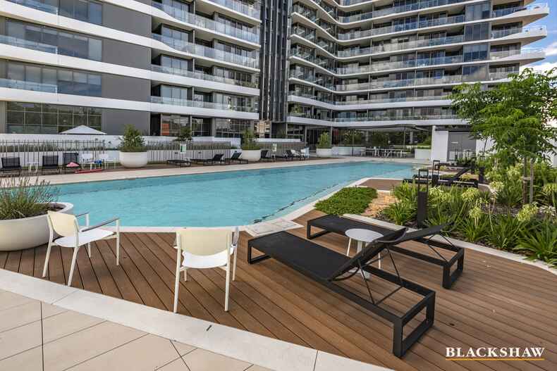 199/15 Irving Street Phillip