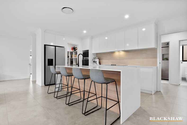 11 Lemon Street Strathnairn 11 Lemon Street Strathnairn