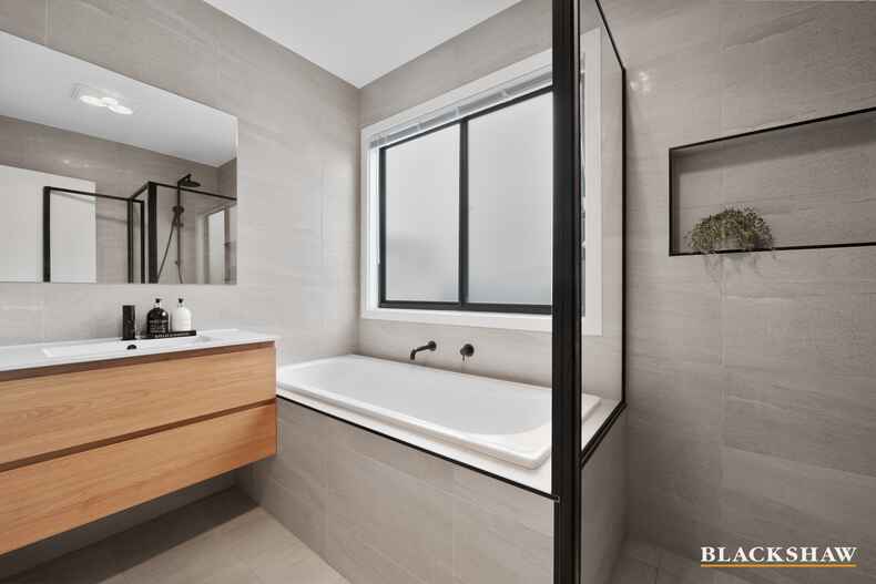 11 Lemon Street Strathnairn 11 Lemon Street Strathnairn